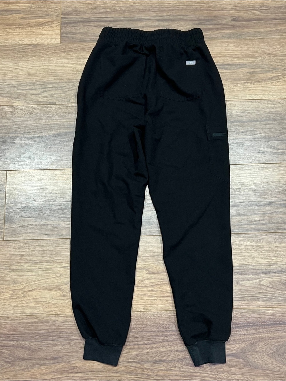 Figs Women’s Zamora Jogger in Black Size Small - Picture 7 of 8